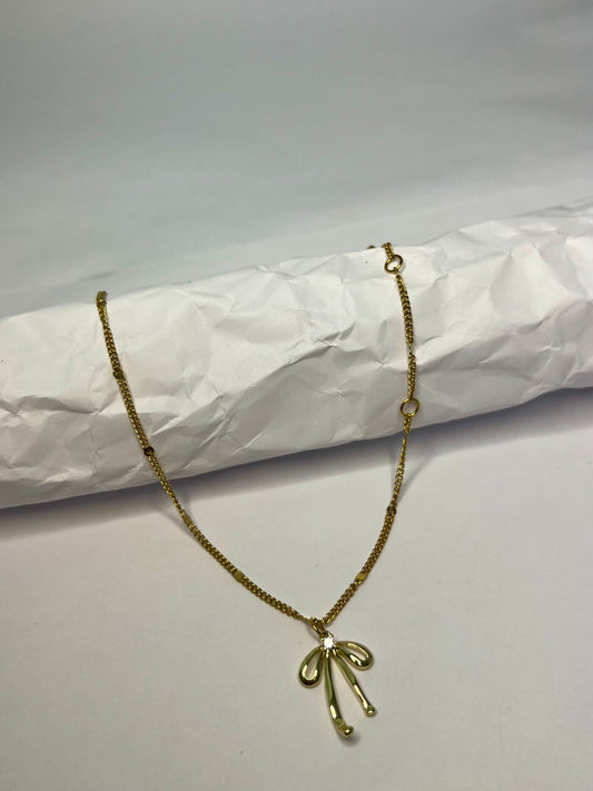 Gold Bow Bracelet